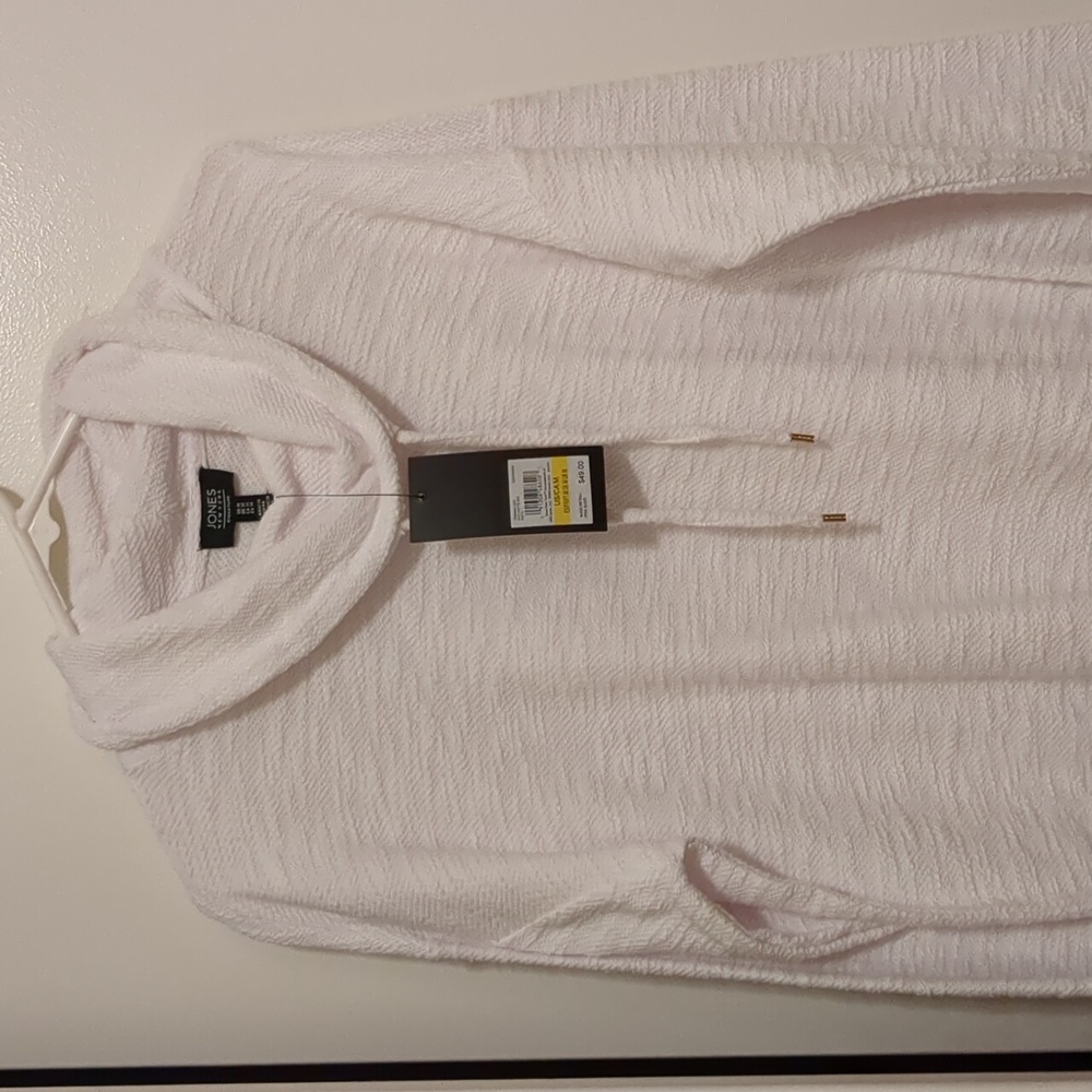 Jones New York Signature white pullover slouch neck top